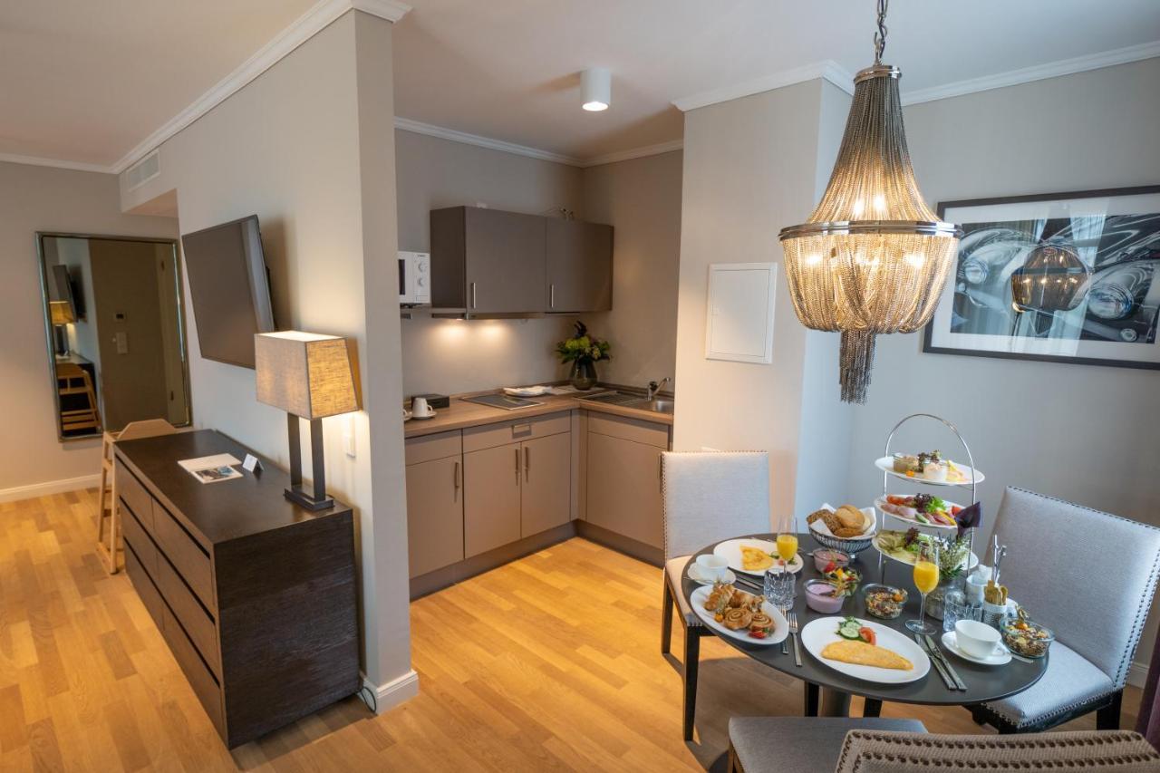Vila Vita Rosenpark Marburg Zewnętrze zdjęcie A kitchen in a serviced apartment