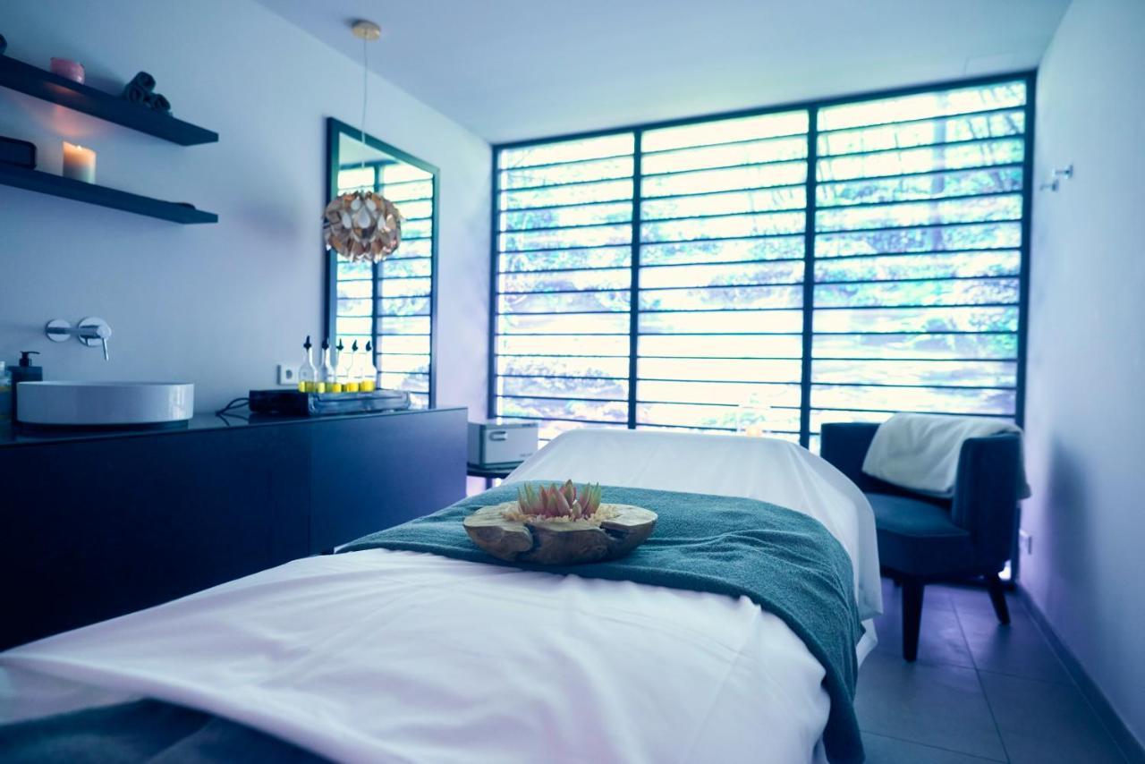 Vila Vita Rosenpark Marburg Zewnętrze zdjęcie Treatment room at the spa